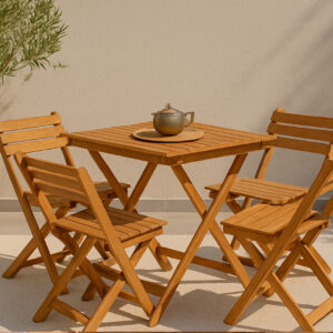 table et 4 chaises en bois